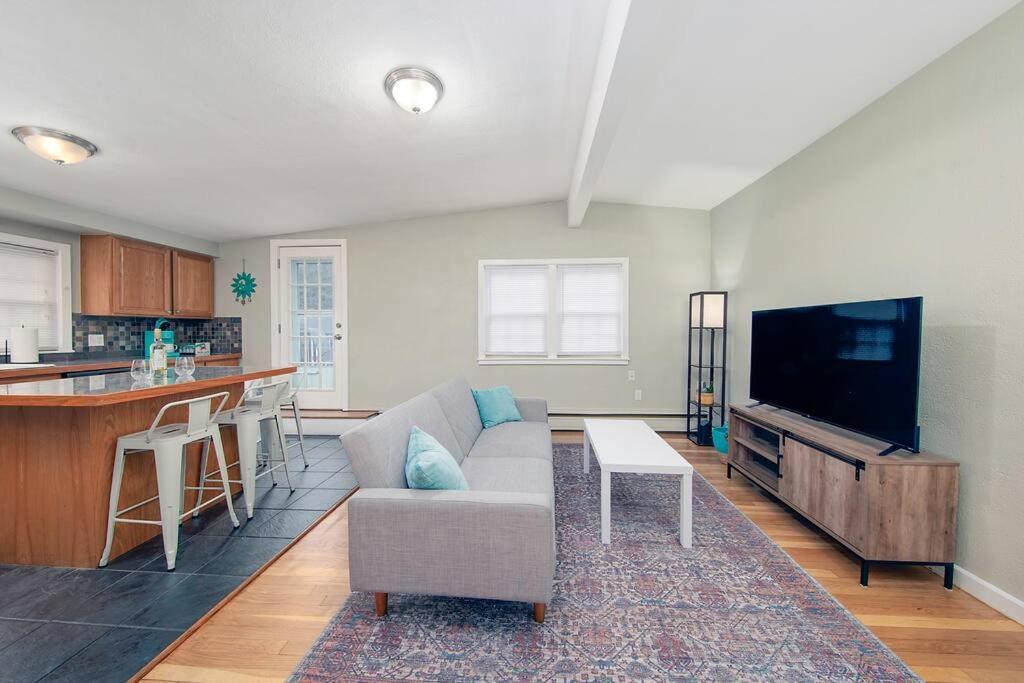 Couples And Beach Lovers Meet Your Needs In One Location Marblehead Exterior foto
