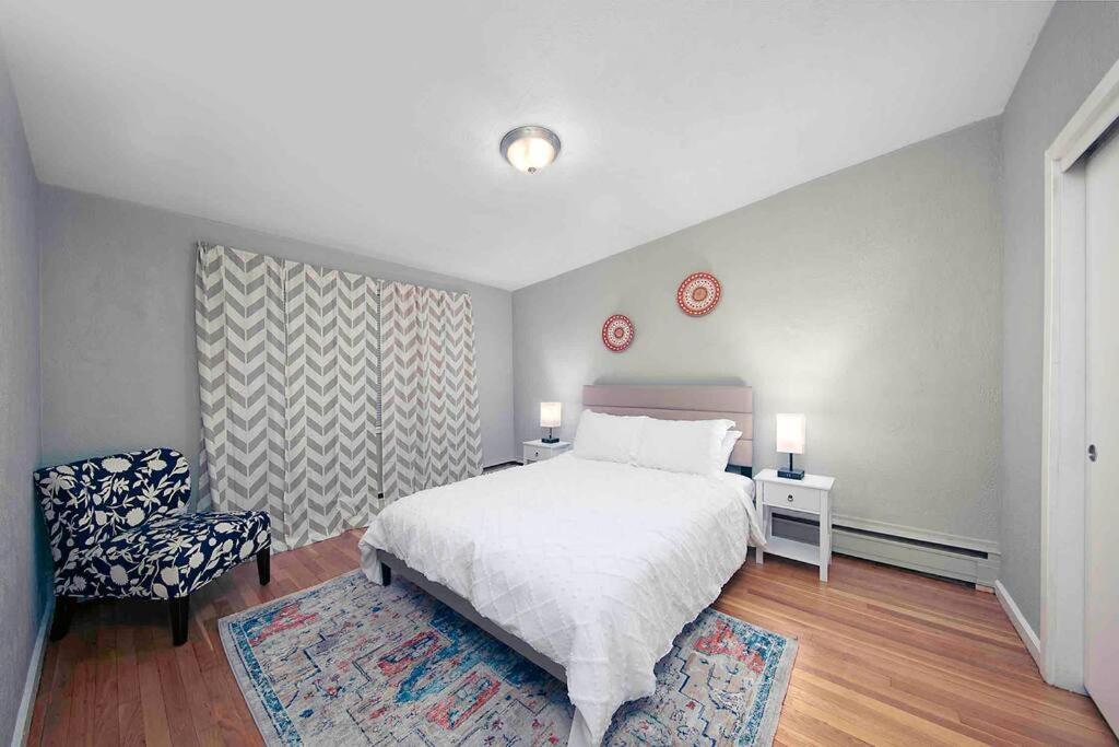 Couples And Beach Lovers Meet Your Needs In One Location Marblehead Exterior foto